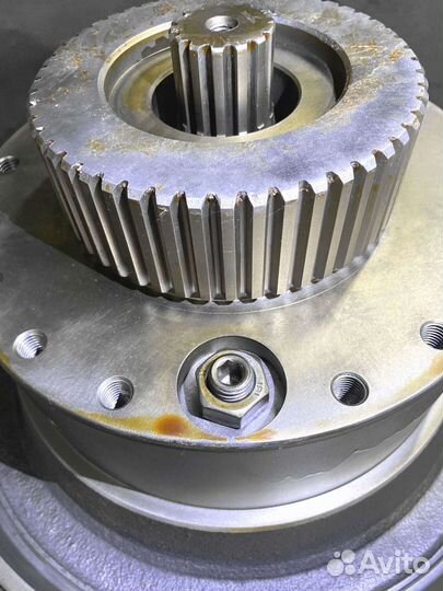 Мотор хода Hyundai R250LC-7 31N8-40060