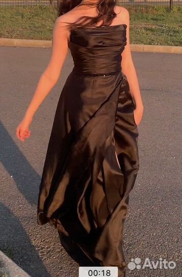 Вечернее платье