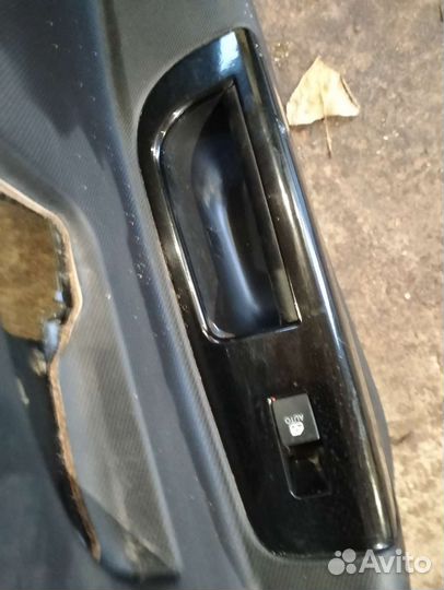 Обшивка карта дверей Kia Ceed ED