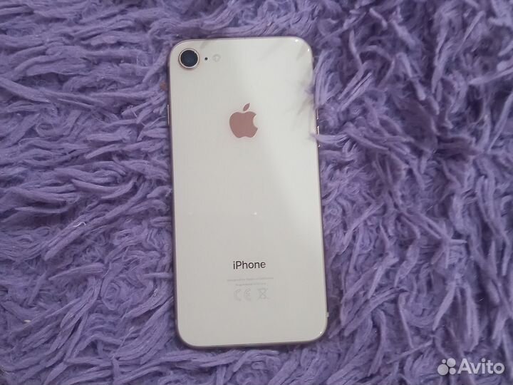 iPhone 8, 64 ГБ