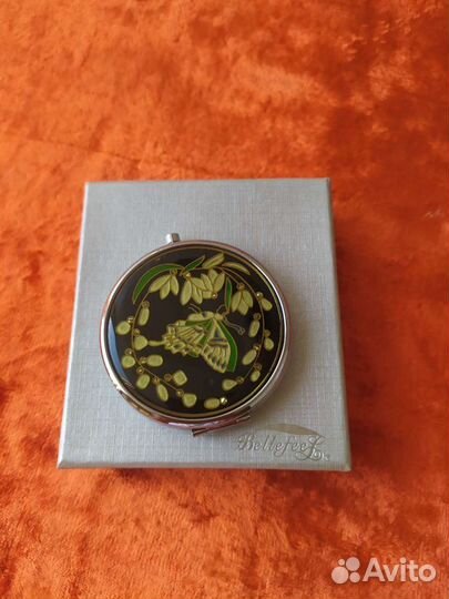 Зеркало косметическое