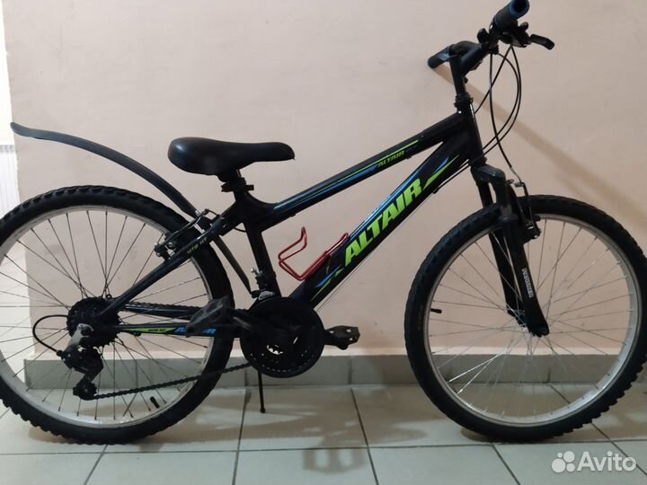 Велосипед altair (MTB HT)