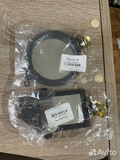 Кормушка для попугаев