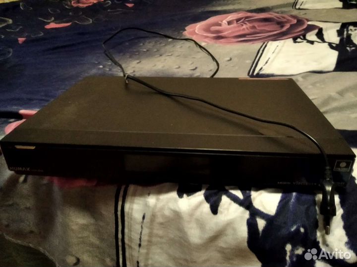 Спутниковый ресивер (приёмник) vhdr-3000s нтв+