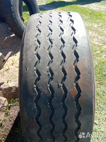 Колесо в сборе на полуприцеп