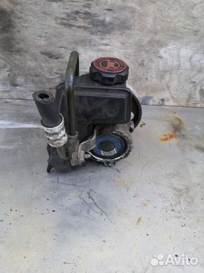 Насос гидроусилителя citroen xsara picasso 2.0 HDI