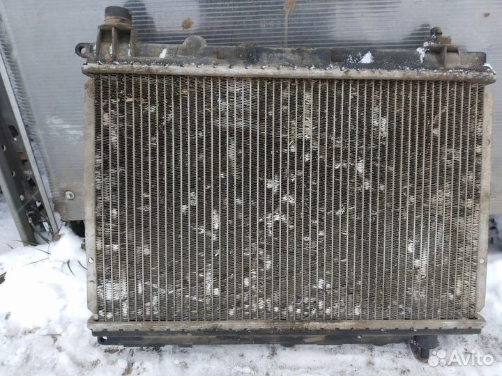 Радиатор охлаждения Ровер 400