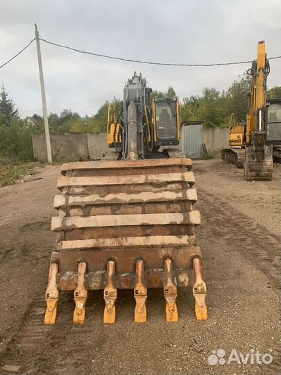 Гусеничный экскаватор Volvo EC290, 2007