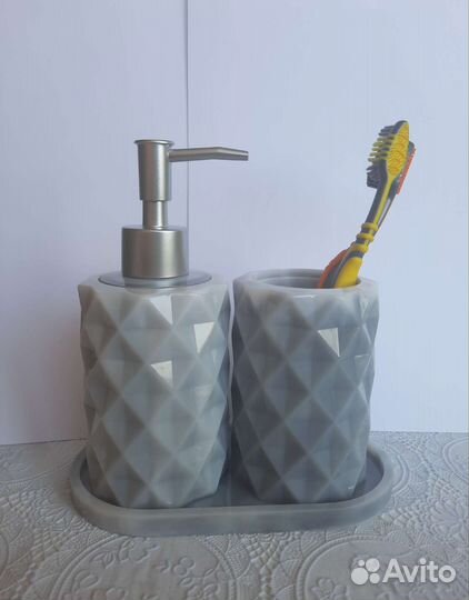 Дозатор для мыла из эпоксидной смолы