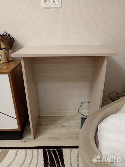 Детский письменный стол