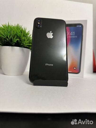 iPhone X, 64 ГБ