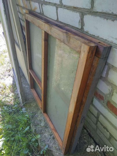 Дверь и рамы со стеклом