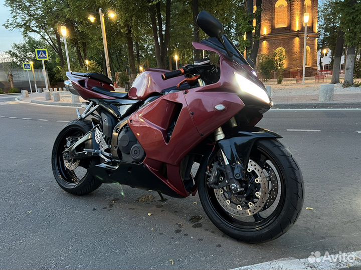 Honda cbr 600rr