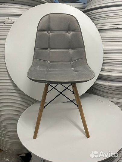 Стул кухонный мягкий Eames (Велюр) серый