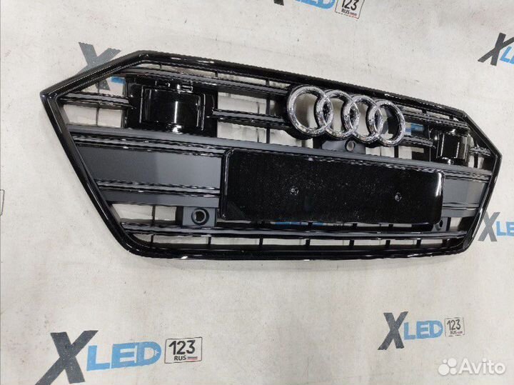 Решетка радиатора Audi S7C8 A7 C8