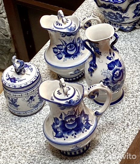 Вазы, кувшины гжель