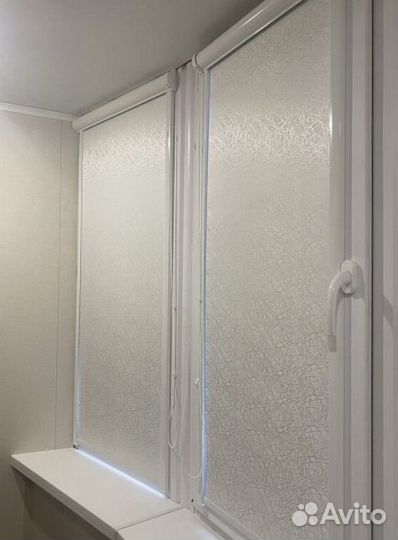 Рулонные шторы блэкаут в коробе S7477