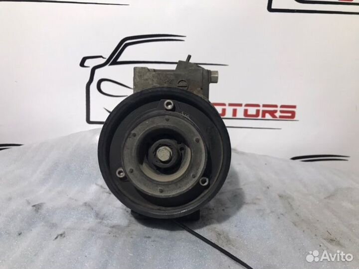 Компрессор кондиционера Volkswagen Passat B6