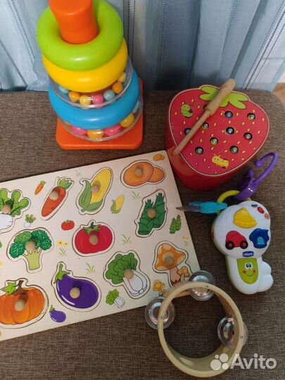 Развивающие игрушки пакетом