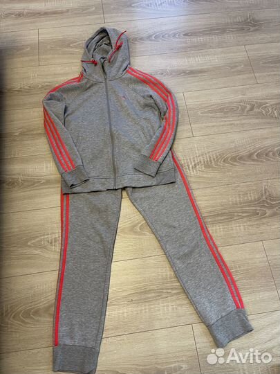 Спортивный костюм Адидас