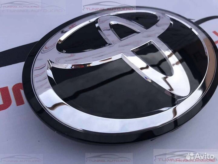 Эмблема Toyota Land Cruiser 200 H4597