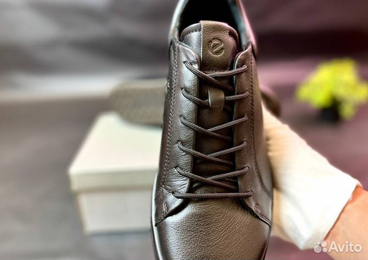 Кроссовки Ecco надежные