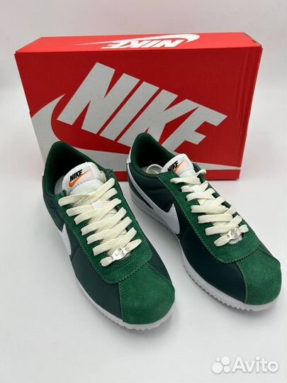 Кроссовки женские Nike Cortez