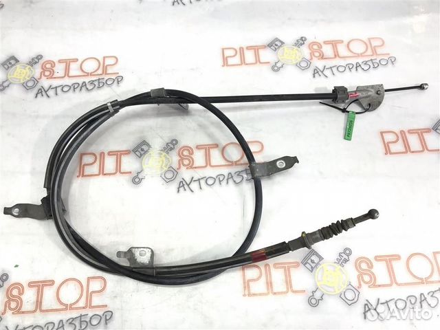 Трос ручного тормоза правый Toyota prius ZVW30 20