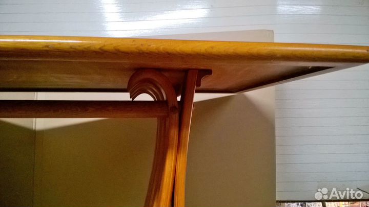 Стол большой дизайнерский из дуба