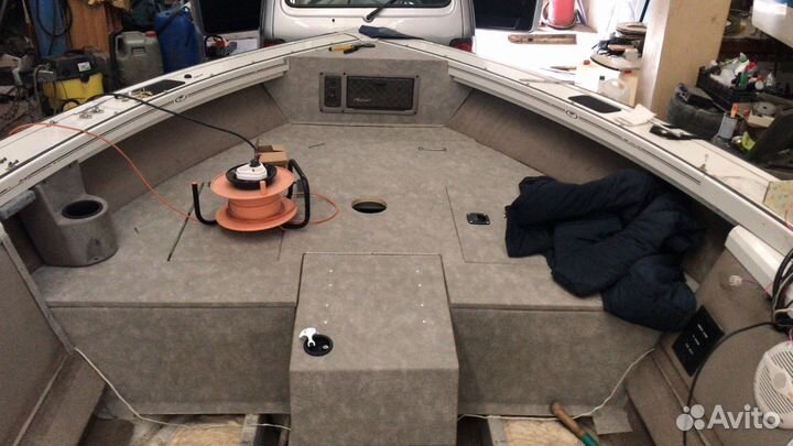 Стоянка яхт катеров лодок