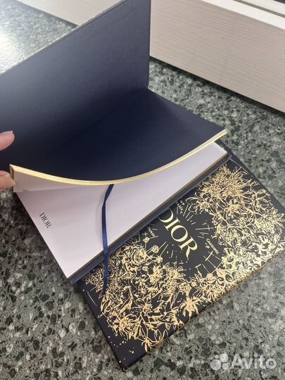 Блокнот Dior, Coach, Tiffany&Co