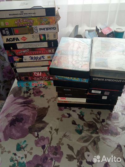 Видеокассеты бу с фильмами и мультфильмами