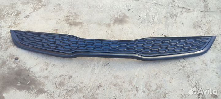 Решётка для радиатора на kio Rio 4