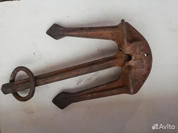 Якорь для лодки