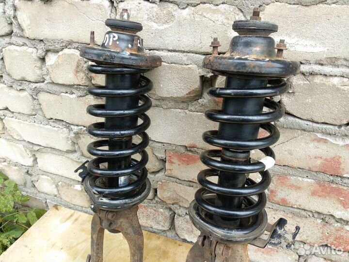 Стойка передняя Спортейдж 1 Kia Sportage 1