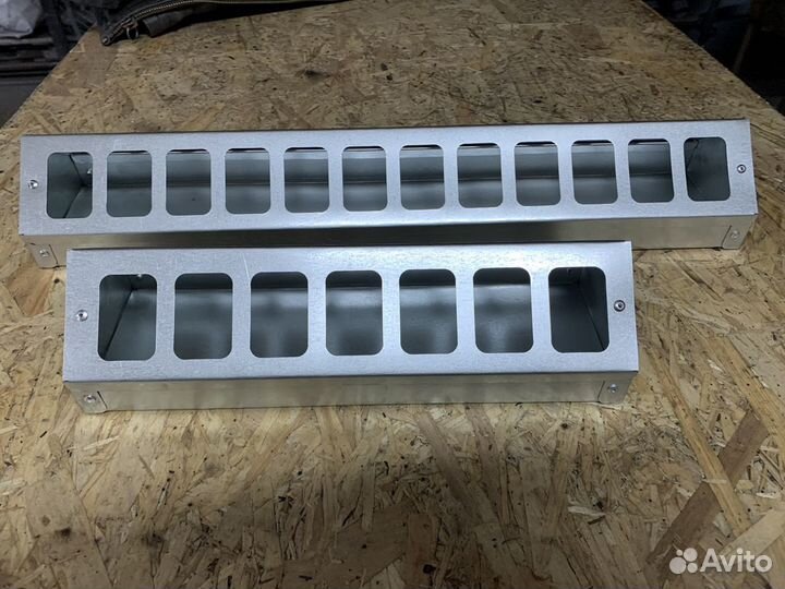 Кормушка куриная