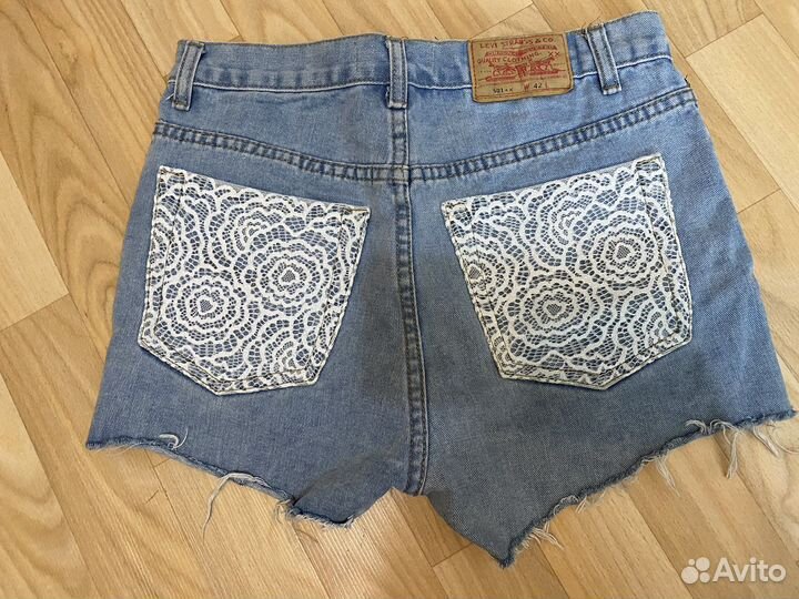 Шорты женские