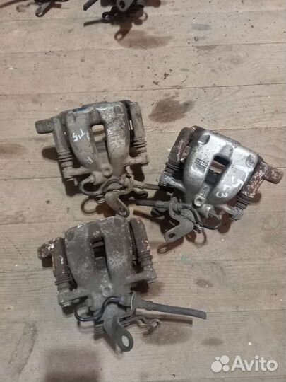 Суппорт задний Октавия А5 Туран Джетта