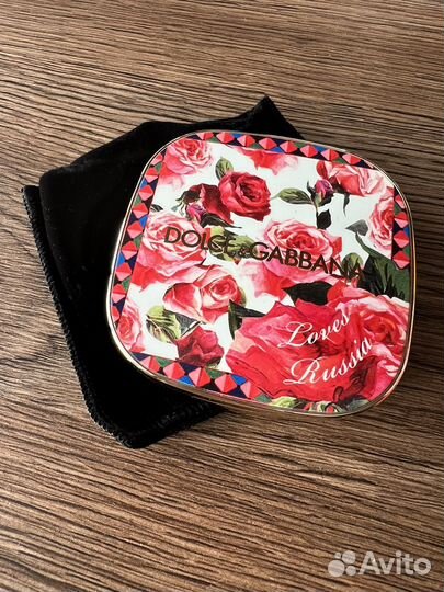 Румяна Dolce&Gabbana