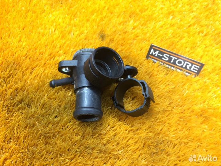 Фланец системы охлаждения Volkswagen Tiguan 5N