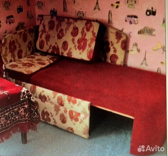 Диван подростковый