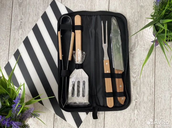 Набор для гриля и барбекю в кейсе новый