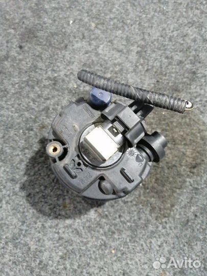 Фара противотуманная левая Nissan Tiida C11