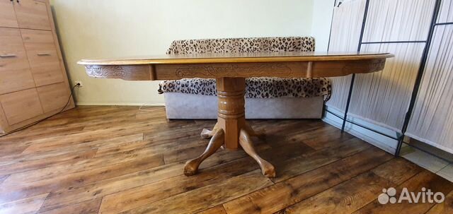 Кухонный стол