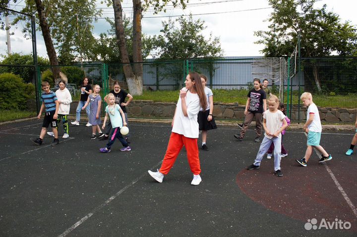 Преподаватель танцев для детей и взрослых\танцор