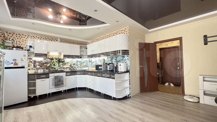 3-к. квартира, 76 м², 2/10 эт.