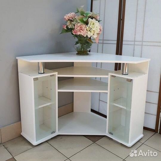 Тумба угловая под телевизор тв-044 (2у)