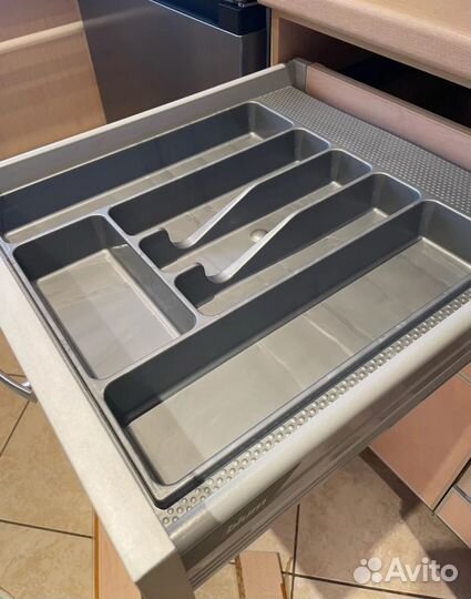 Лоток для столовых приборов