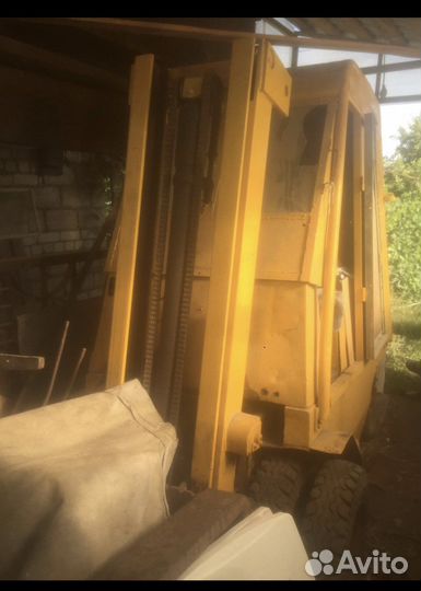 Транспортировщик шлангов Спецтехника УТШ-10, 2000