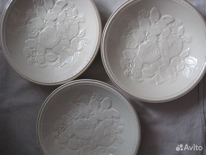 Тарелки из фарфора зик Конаково 2 штуки